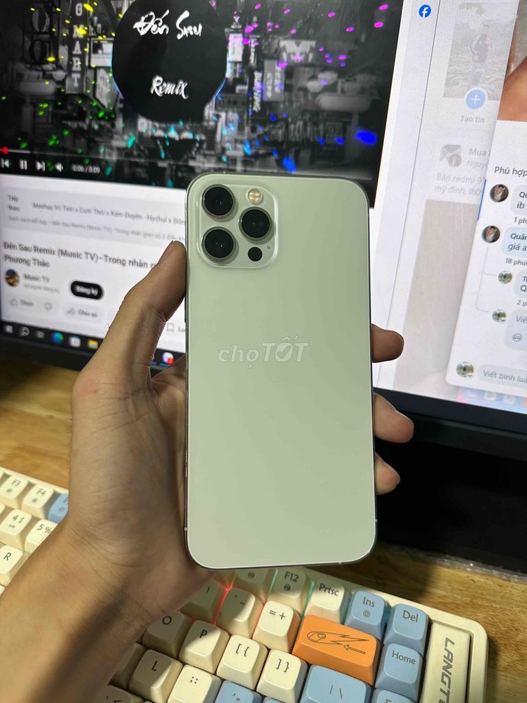 cần pass lại 12prm full zin pin 86. Mua bán Điện thoại tại Quận Hai Bà Trưng Hà Nội được đăng bởi Tuyển Phạm hình 2