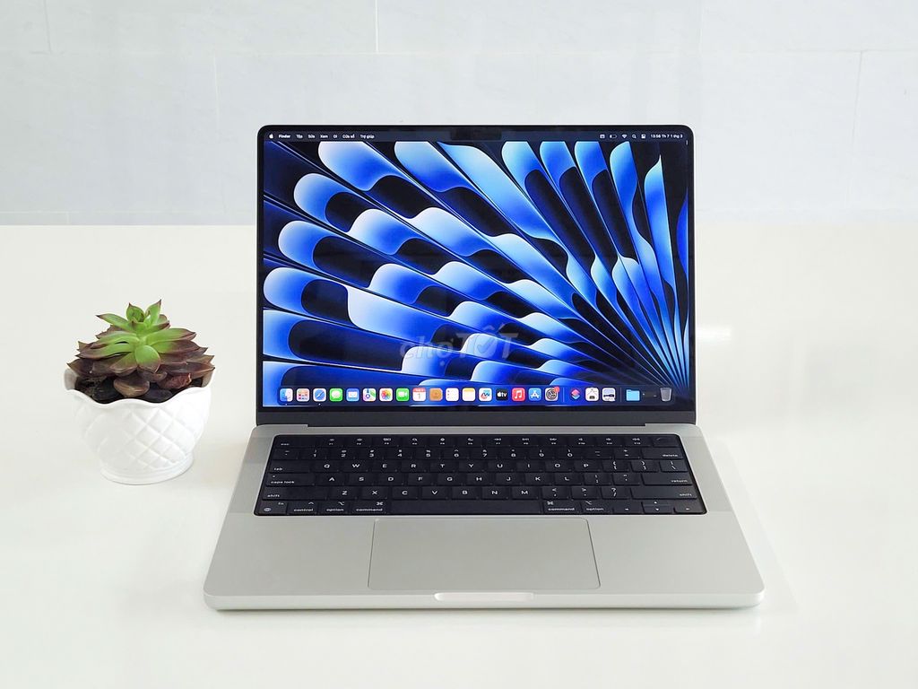 Macbook Pro 14inch M2 Pro | Ram 16GB/ SSD 512GB