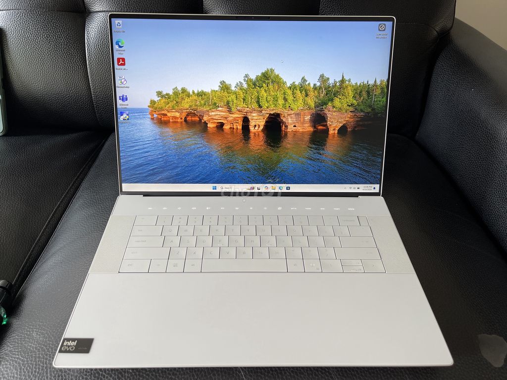 Dell XPS 9640 Ultra 7-155H 16GB 512GB RTX4050 Đẹp. Mua bán Laptop tại Quận 7 Tp Hồ Chí Minh được đăng bởi Nguyen Minh Tam hình 1