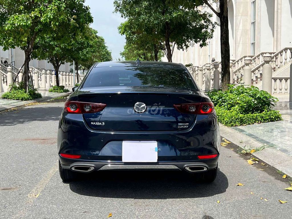 Mazda 3 2022 1.5L Luxury - 27000 km. Mua bán Ô tô tại Thành phố Thủ Đức Tp Hồ Chí Minh được đăng bởi Em Đạt Xe Lướt hình 6