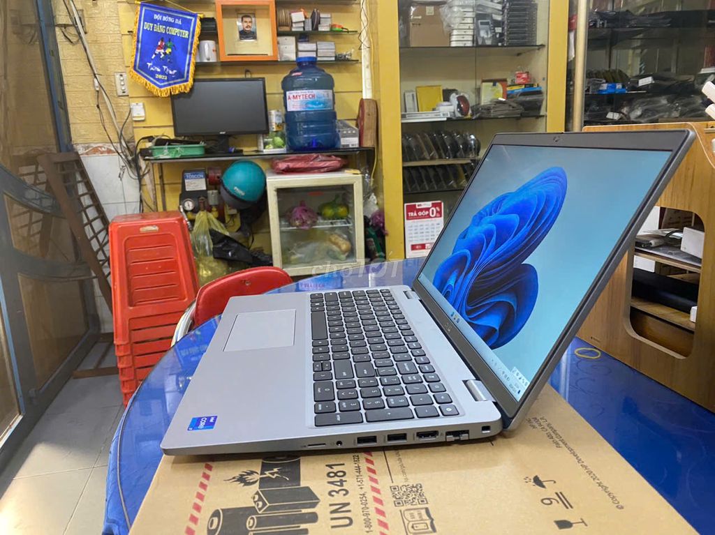 Dell Latitude 5520 i7-1165G7 15.6inch 8GB/256GB US. Mua bán Laptop tại Quận 10 Tp Hồ Chí Minh được đăng bởi Trần Thanh Hiền hình 1