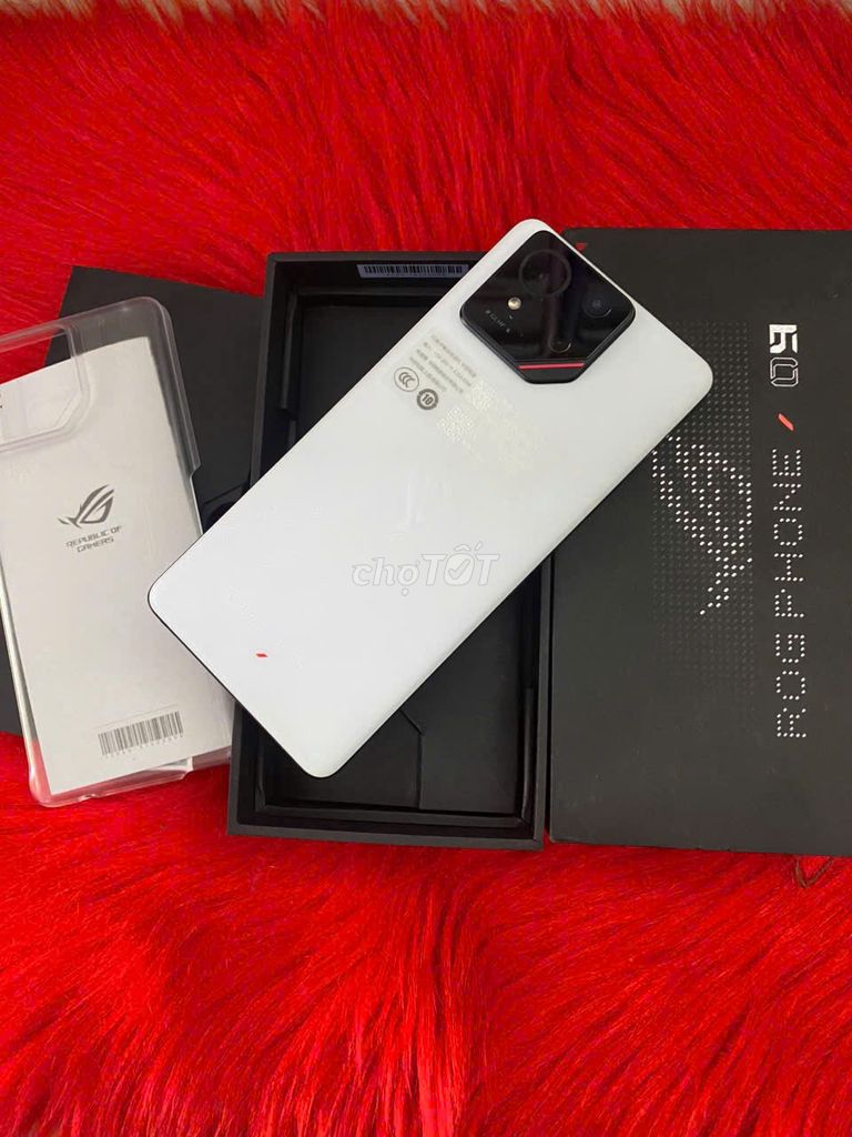 ASUS ROG PHONE 9 12G/1256 Trắng Likenew FULLBOX. Mua bán Điện thoại tại Quận Tân Bình Tp Hồ Chí Minh được đăng bởi LUCKY PHONE VN hình 1