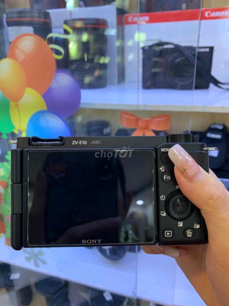 Máy ảnh Sony ZV-E10 Đen. Mua bán Máy ảnh, Máy quay tại Quận Ninh Kiều Cần Thơ được đăng bởi Trương Kiều Trinh hình 1