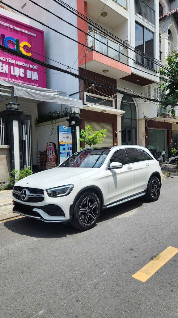 Gia đình bán GLC300 sx 2022 Tên công ty. Mua bán Ô tô tại Quận 4 Tp Hồ Chí Minh được đăng bởi tuấn hình 7
