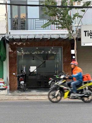 Chính chủ bán gấp rút căn nhà đang ngộp MT đường Đinh Đức Thiện. Mua bán nhà ở tại Huyện Cần Đước Long An được đăng bởi An Khang