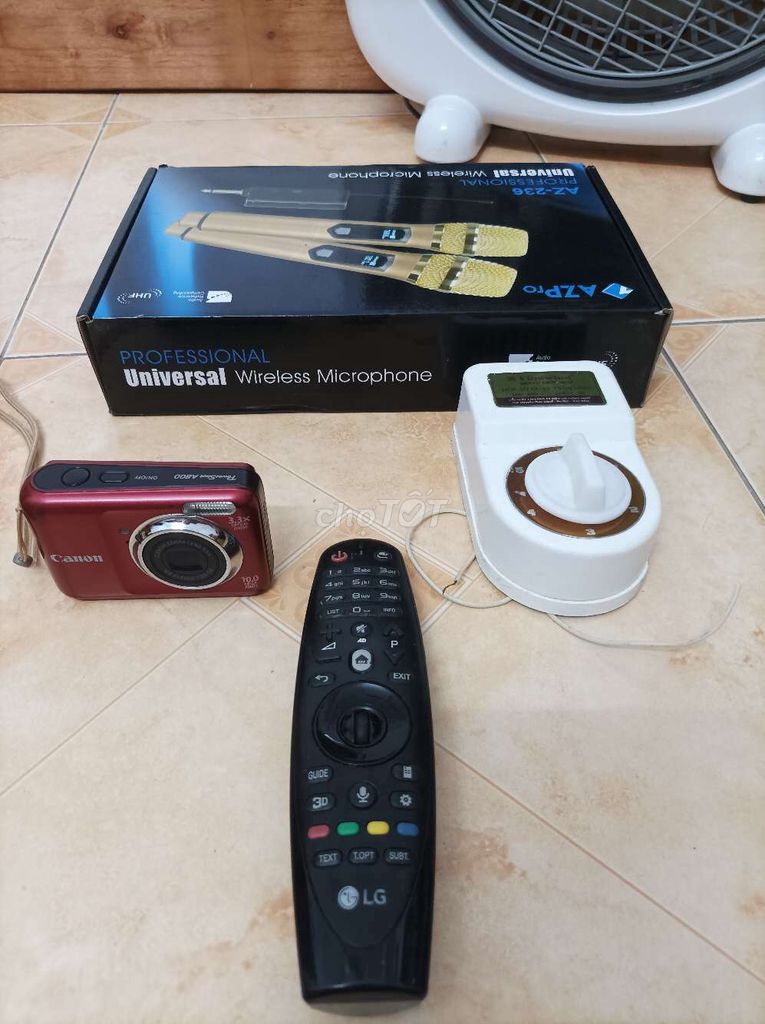 Micro ko dây,máy ảnh Canon,khiển TV LG, hộp số oạt. Mua bán Tivi, Âm thanh tại Quận Hai Bà Trưng Hà Nội được đăng bởi Hương  hình 1
