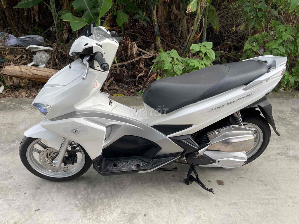 Cần bán ab 2016 máy zin 1 chủ hìh thức đẹp. Mua bán Xe máy tại Quận Kiến An Hải Phòng được đăng bởi Đức Anh  hình 2