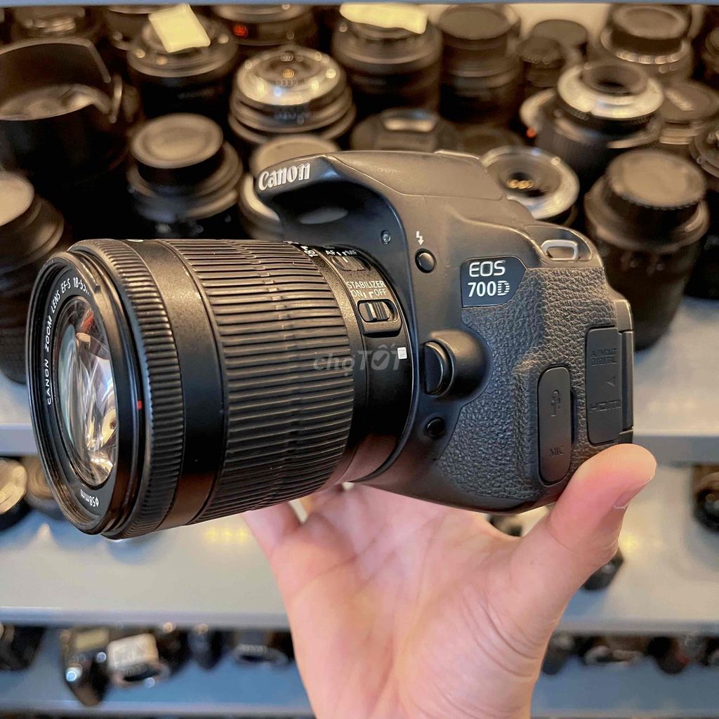 Máy ảnh Canon 700D Đen Đã sử dụng. Mua bán Máy ảnh, Máy quay tại Quận Hải Châu Đà Nẵng được đăng bởi Phan Hoàng hình 1
