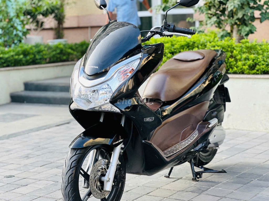 HONDA PCX 125FI XE NHẬP KHẨU NGUYÊN CHIẾC. Mua bán Xe máy tại Quận Nam Từ Liêm Hà Nội được đăng bởi HẢI ĐĂNG hình 6