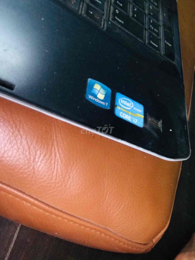 hết tiền bán máy. Mua bán Laptop tại Thành phố Biên Hòa Đồng Nai được đăng bởi Sofa Biên Hòa hình 1