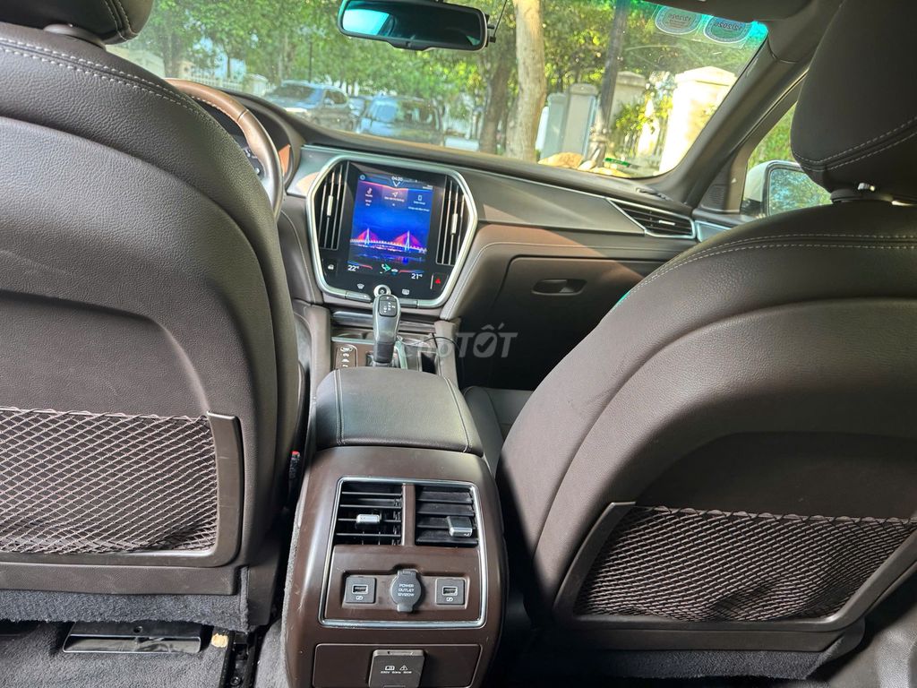 Vinfast LuxA Standard 2022 Белый