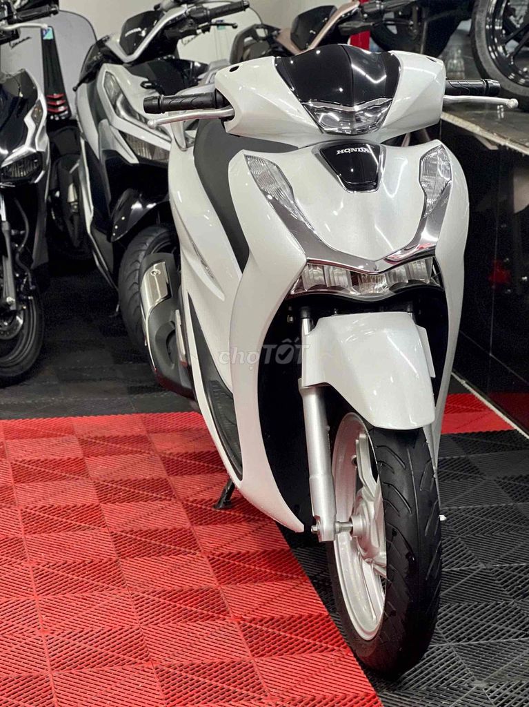 🔥SH 125i ABS 2022 BSTP 9CHỦ 6000KM🔥. Mua bán Xe máy tại Thành phố Thủ Đức Tp Hồ Chí Minh được đăng bởi Xe Máy Thủ Đức 413 hình 4