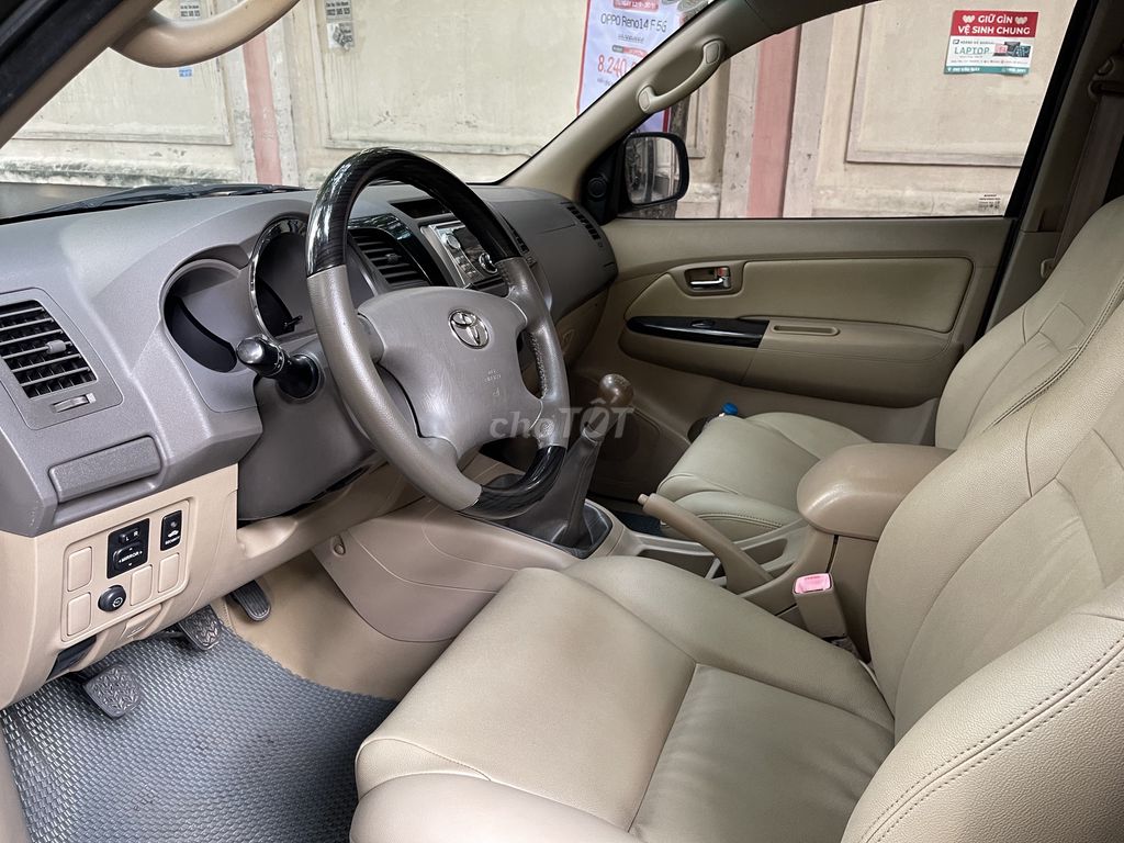 Toyota Fortuner 2010 2.5G - 10000 km. Mua bán Ô tô tại Quận Ba Đình Hà Nội được đăng bởi Nguyễn Tuấn Hùng hình 5