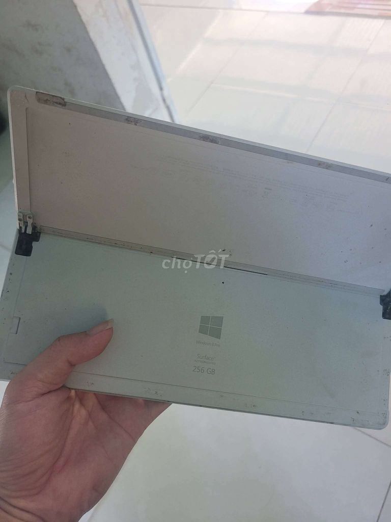 Microsoft Surface Pro 4 i5 8GB/256GB Trắng. Mua bán Máy tính bảng tại Thành phố Thanh Hóa Thanh Hóa được đăng bởi cuong tran hình 1