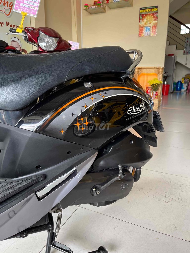 elite 50cc . máy zin im . ko hú.. Mua bán Xe máy tại Thành phố Rạch Giá Kiên Giang được đăng bởi XE MÁY ÚT BÉ  hình 4