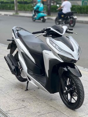 Honda Vario 125 2020 Bạc Đen Smartkey. Mua bán Xe máy tại Quận 11 Tp Hồ Chí Minh được đăng bởi Hưng Từ