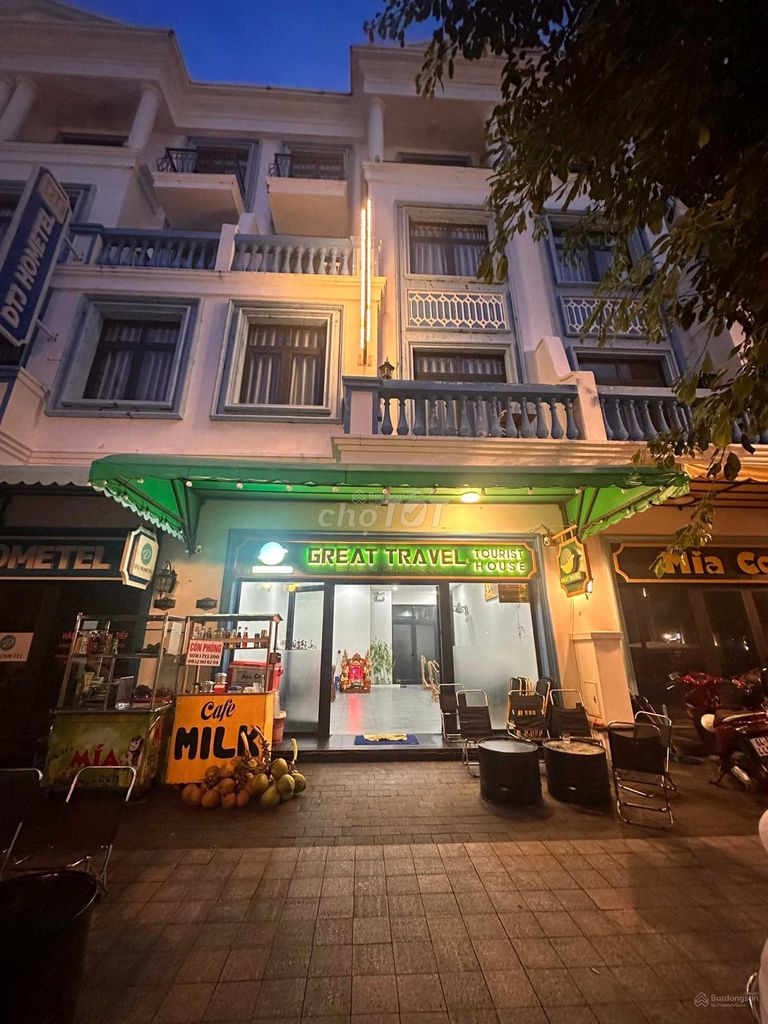 Cắt lỗ 30% căn shophouse Grand Word Phú Quốc, mặt Đ. Vũ Hội của dự án