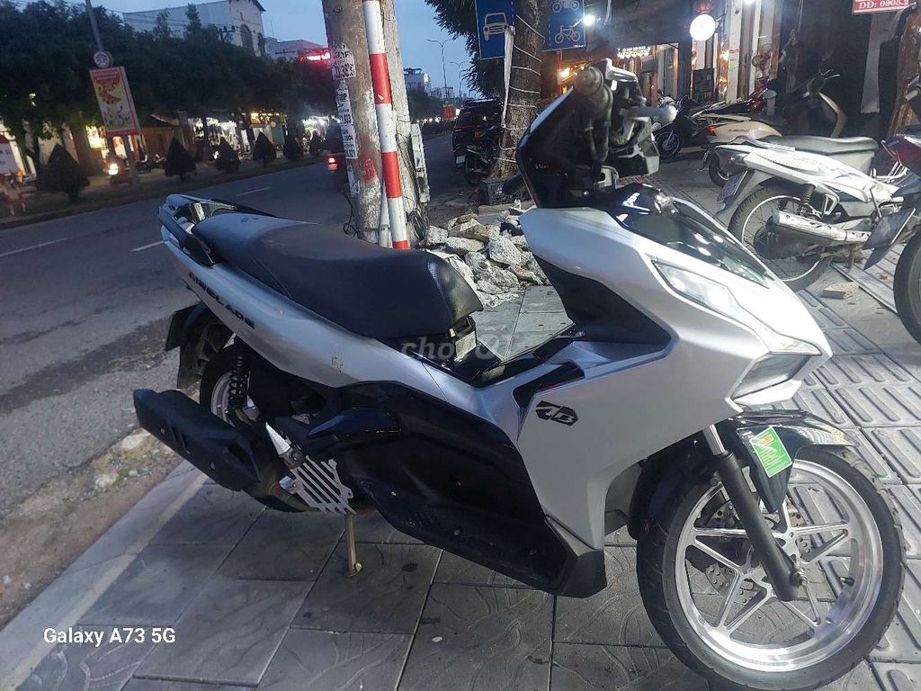 Honda Air Blade 2021 с рассрочкой
