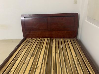 Bán Giường Cũ - Màu Nâu 1.6x2m. Mua bán Giường, chăn ga gối nệm tại Quận Phú Nhuận Tp Hồ Chí Minh được đăng bởi Nguyễn Văn Thế Anh