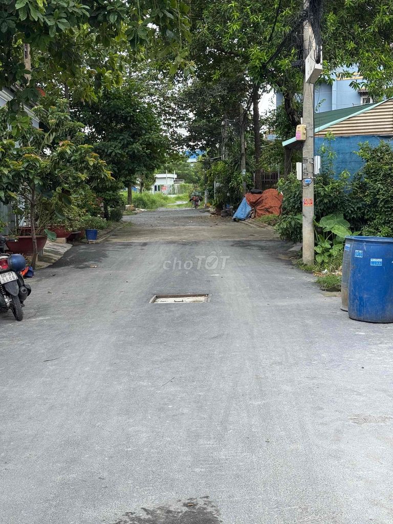 Bán căn nhà 1T1L đang hoàn thiện,bửu hoà,biên hoà. dtsd:140m.gia: 2ty9