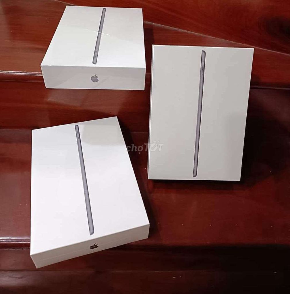 iPad Gen 9 64GB bản 5G new chưa active, iOS thấp