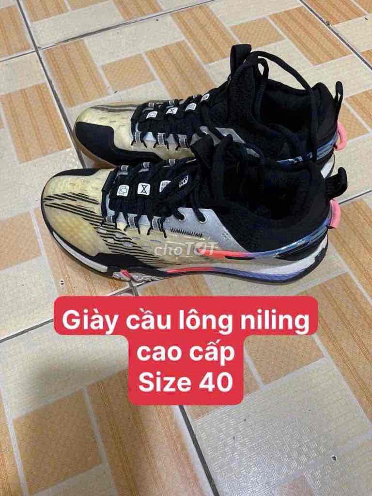 Giày cầu lông niling size 40