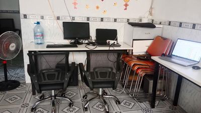 Thanh lý giá rẻ như cho bàn ghế văn phòng bền, tốt. Mua bán Bàn ghế tại Quận 8 Tp Hồ Chí Minh được đăng bởi phạm hùng 86
