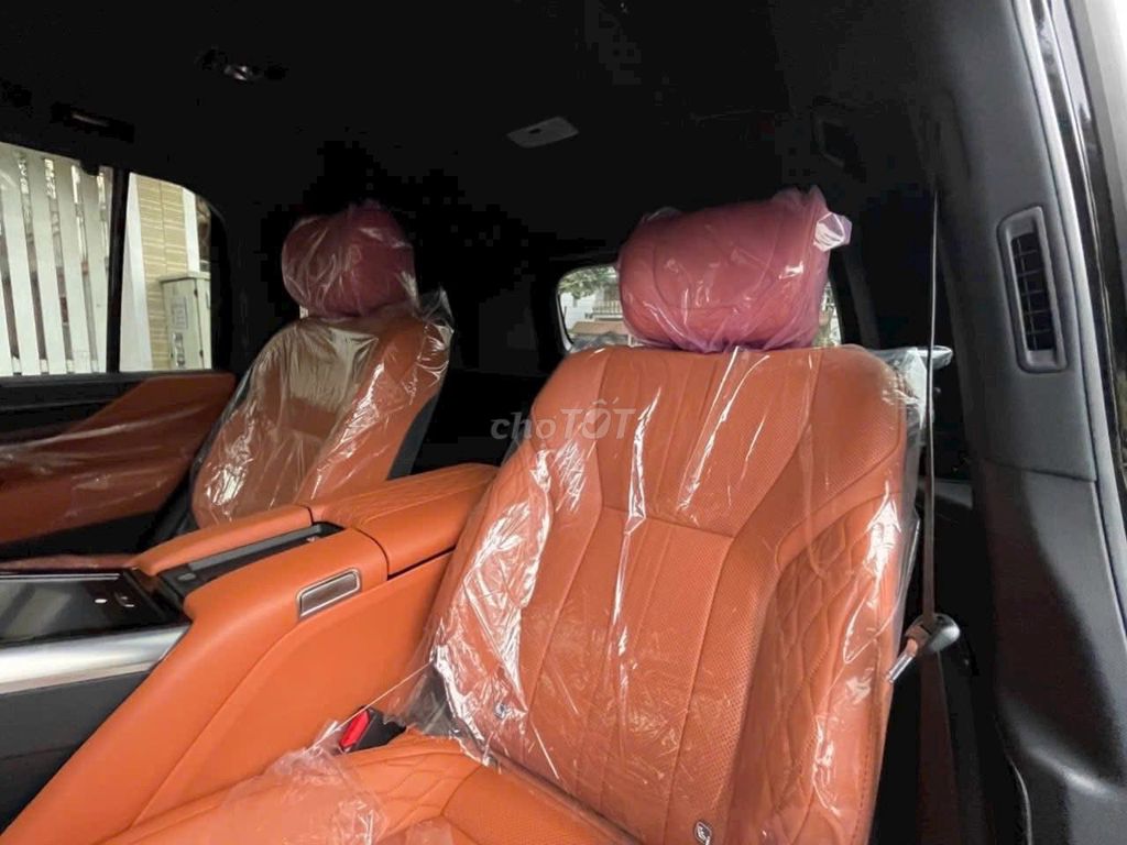 Lexus LX600 VIP màu Đen 2025, mới 100% giao ngay.. Mua bán Ô tô tại Quận Bắc Từ Liêm Hà Nội được đăng bởi Mr Hợi  hình 5