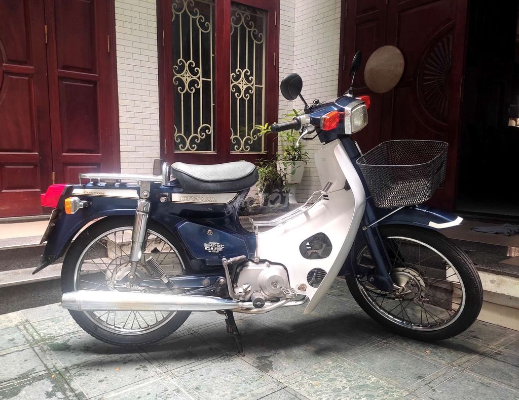 Honda ( 1991 ) 90 cm3 Nhật Bản. Mua bán Xe máy tại Quận Hoàng Mai Hà Nội được đăng bởi Hoàng Mai Tuấn 69 hình 2