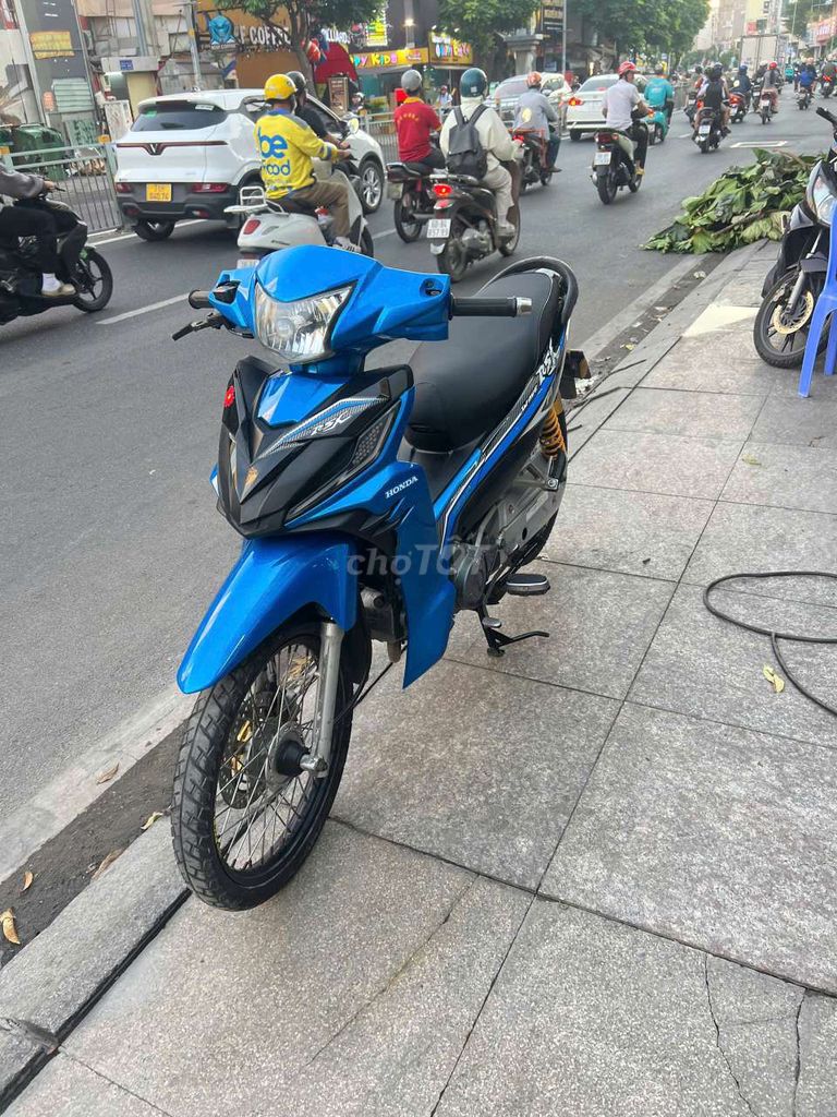 Honda wave RSX Fi 2018 mới 90% biển số thành phố. Mua bán Xe máy tại Quận Tân Phú Tp Hồ Chí Minh được đăng bởi Tuanduy hình 1