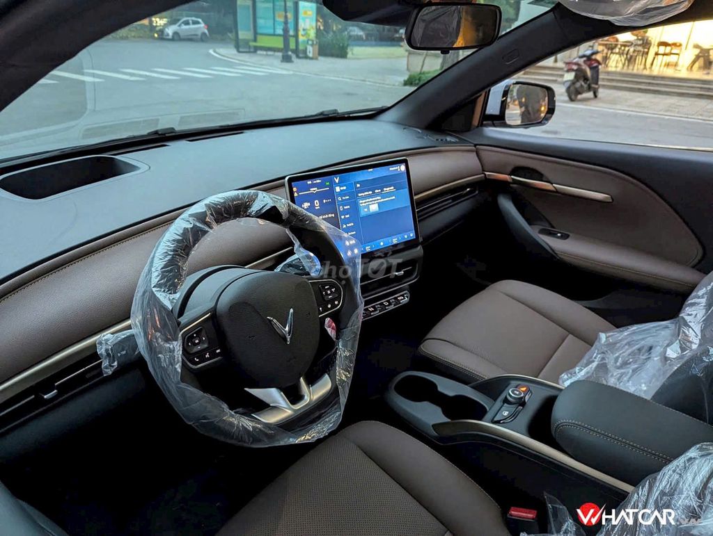 VinFast VF6 Plus US Limited 2025 - Xe có sẵn. Mua bán Ô tô tại Thành phố Biên Hòa Đồng Nai được đăng bởi Đồng Lê Vinfast hình 5