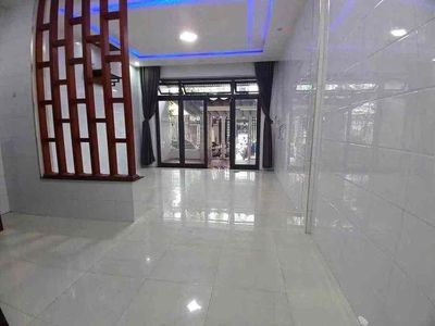 Rent · 3 bd · 100 м² · Quận Ngũ Hành Sơn, ул. Đường Lê Thiện Trị