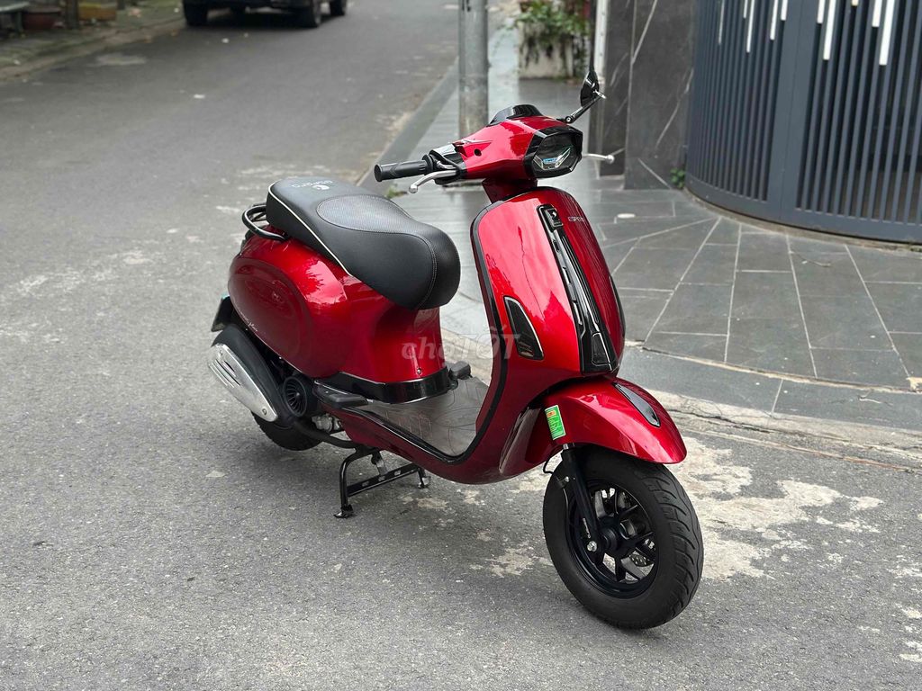 Vespa 50cc 2026 номер 47 пробег 2000 км один хозяин