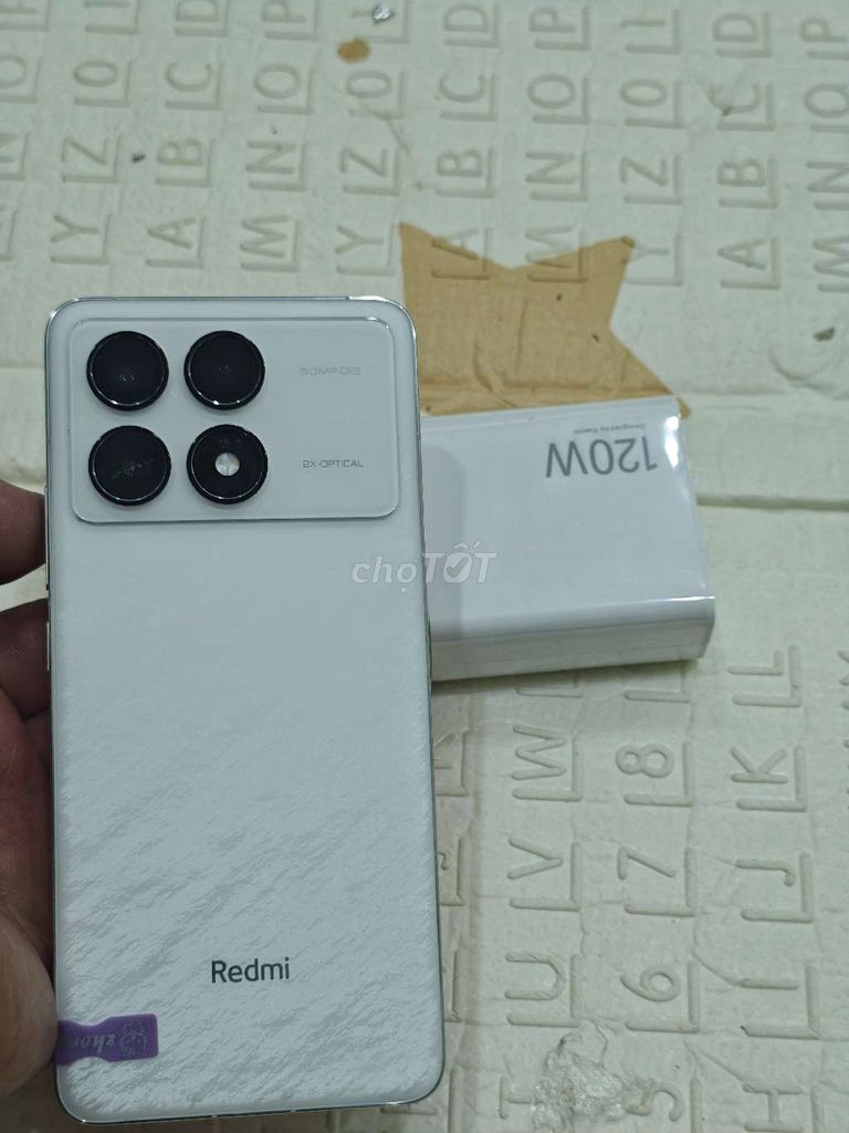 Xiaomi Redmi K70 Pro 16GB/512GB Trắng. Mua bán Điện thoại tại Quận Hoàng Mai Hà Nội được đăng bởi Nguyennoi hình 1