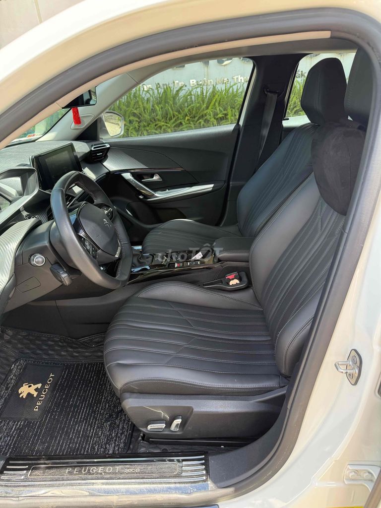 Peugeot 2008 2021 GT Line 1.2 AT - 51000 km. Mua bán Ô tô tại Thành phố Buôn Ma Thuột Đắk Lắk được đăng bởi Nguyễn duy dương hình 13