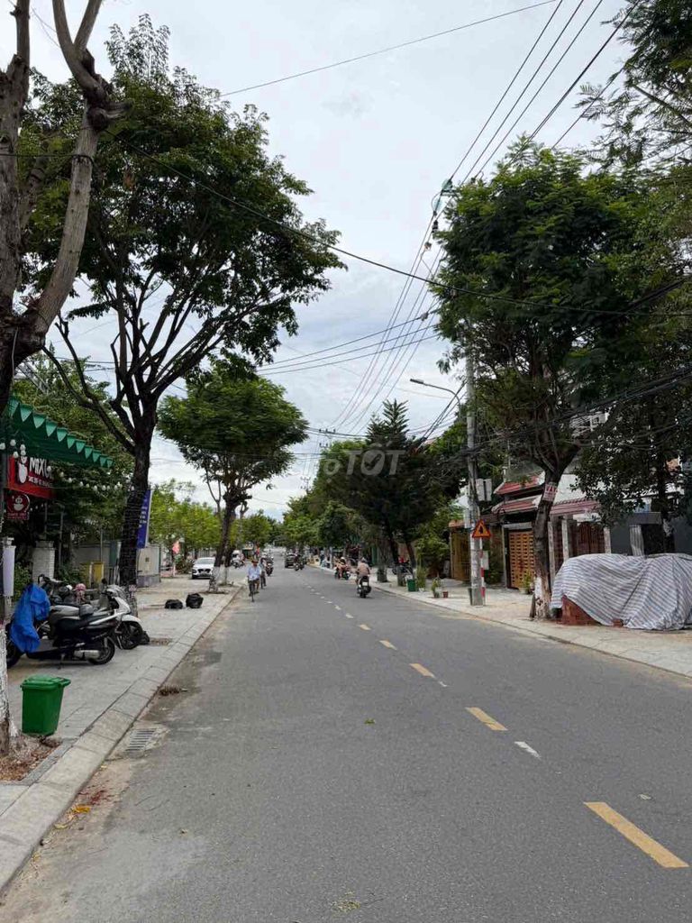 Аренда · 3 комн. · 100 м² · Quận Cẩm Lệ, ул. Đường Nguyễn Nhàn