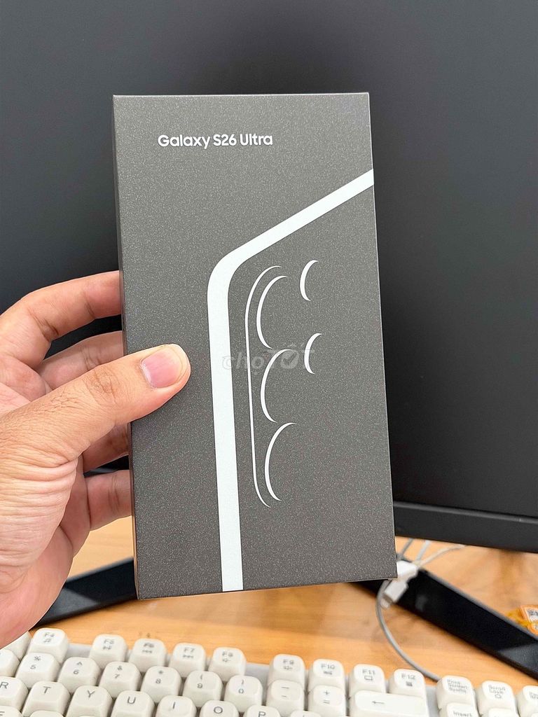 Samsung S26 Ultra 256GB Trắng New Seal 100%. Mua bán Điện thoại tại Quận Ninh Kiều Cần Thơ được đăng bởi Cầm Đồ Tấn Lợi hình 1