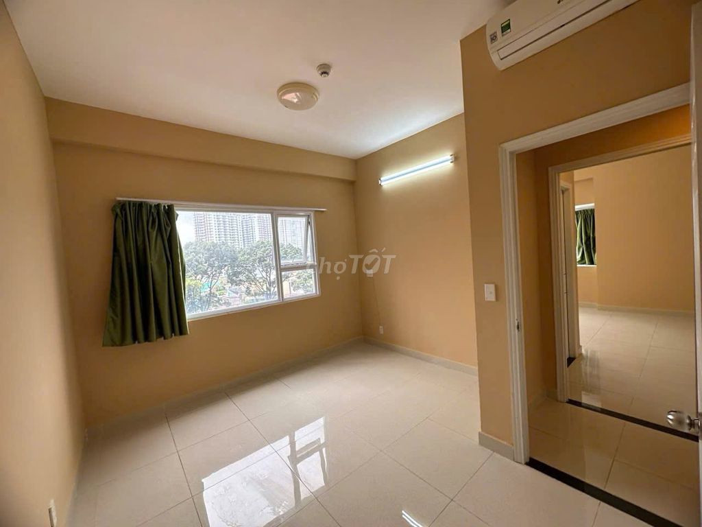Rent · 3 bd · 110 м² · Quận 3, ул. Nguyễn Phúc Nguyên