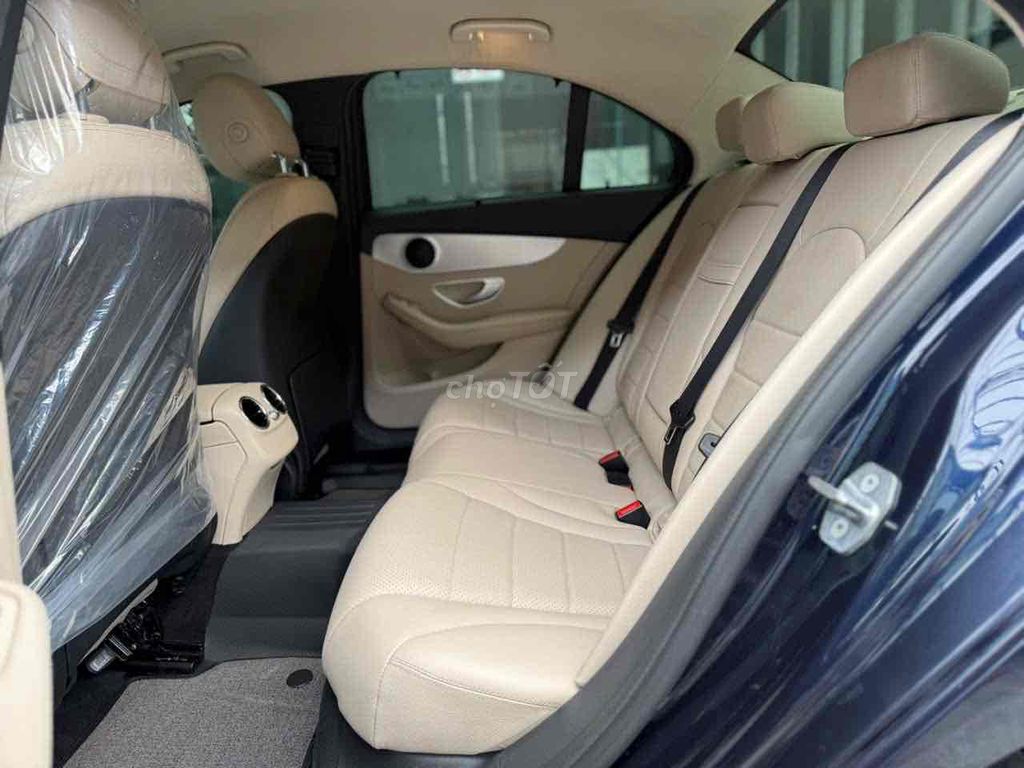 Mercedes Benz C Class 2016. Mua bán Ô tô tại Thành phố Thủ Đức Tp Hồ Chí Minh được đăng bởi vườn lan rừng  hình 6