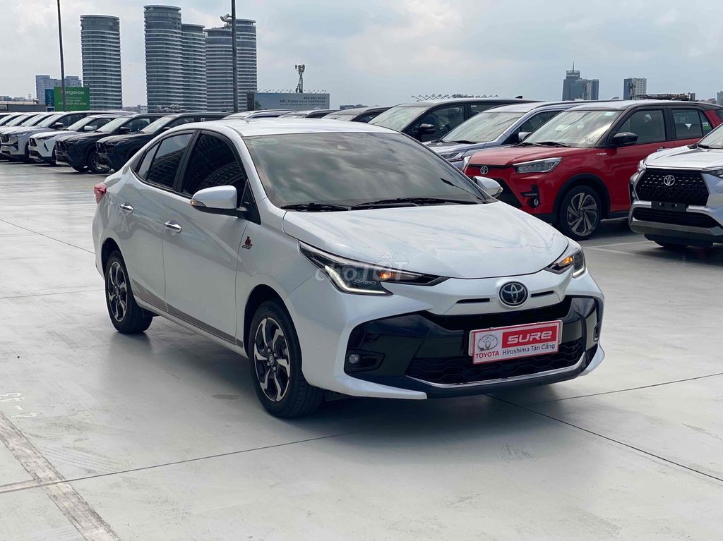 Toyota Vios 2025 1.5G CVT Trắng Tự động