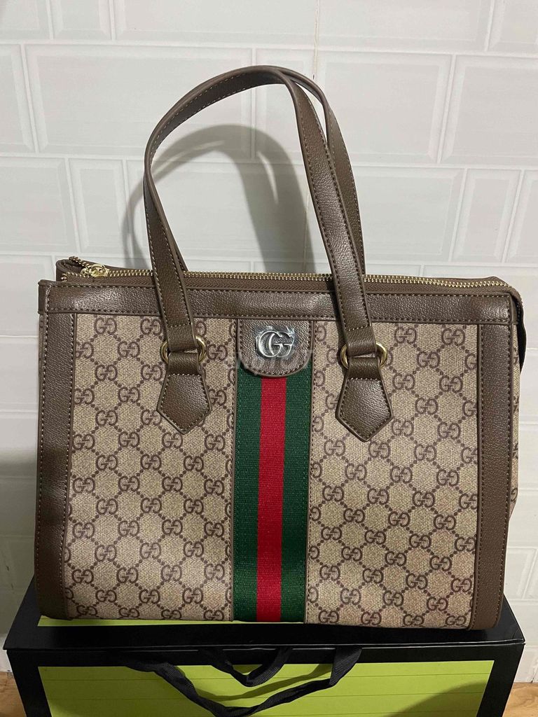 Túi xách Gucci Ophidia GG Medium Tote Nữ Da Nâu. Mua bán Túi xách tại Huyện Trảng Bàng Tây Ninh được đăng bởi Võ Nhật Kiều Vy hình 1