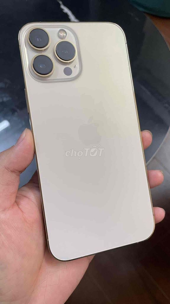Apple iPhone 13 Pro Max 256GB Vàng. Mua bán Điện thoại tại Huyện Thanh Trì Hà Nội được đăng bởi Lê Nguyễn Bảo Trâm hình 1