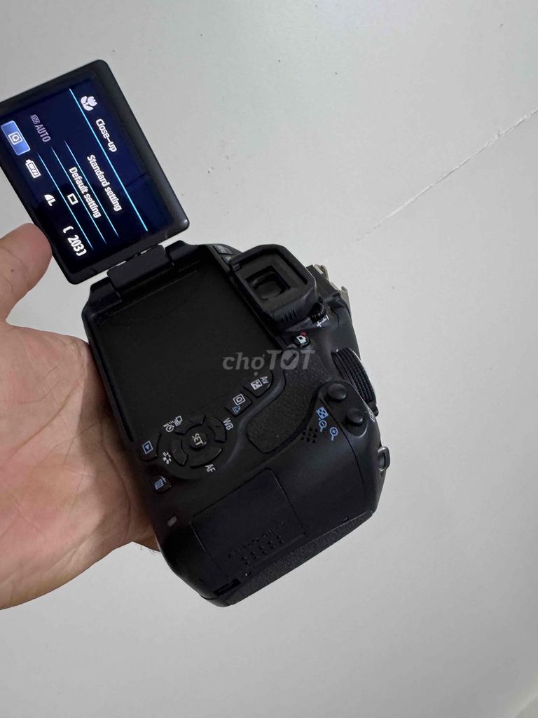 Bán Canon 600D cũ chính hãng, chụp đẹp, giá tốt