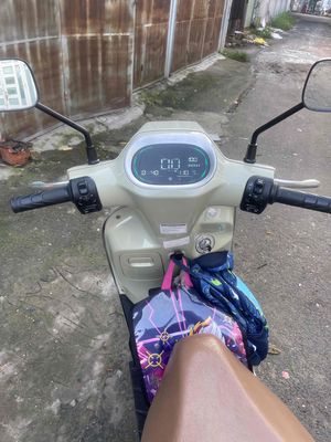 Xe máy điện Yadea Oris 2024 Xám. Mua bán Xe điện tại Quận 12 Tp Hồ Chí Minh được đăng bởi Huỳnh Thị Thùy Dương