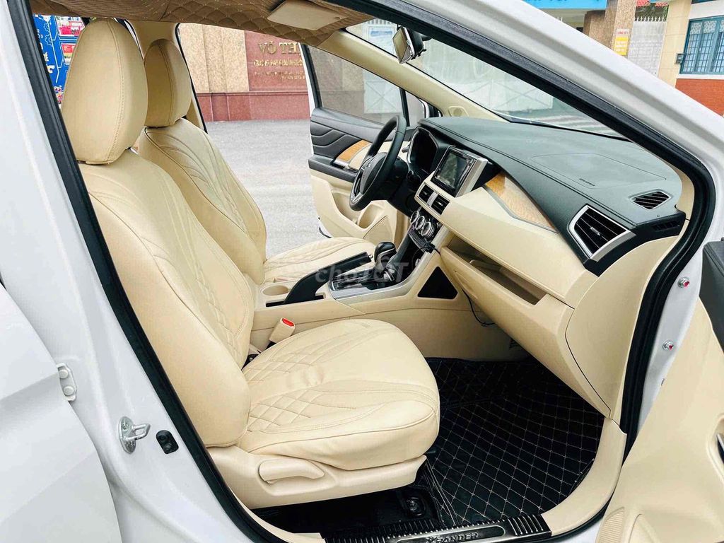 Mitsubishi Xpander 2019 1.5 AT. Mua bán Ô tô tại Quận 1 Tp Hồ Chí Minh được đăng bởi AUTO 380 hình 11