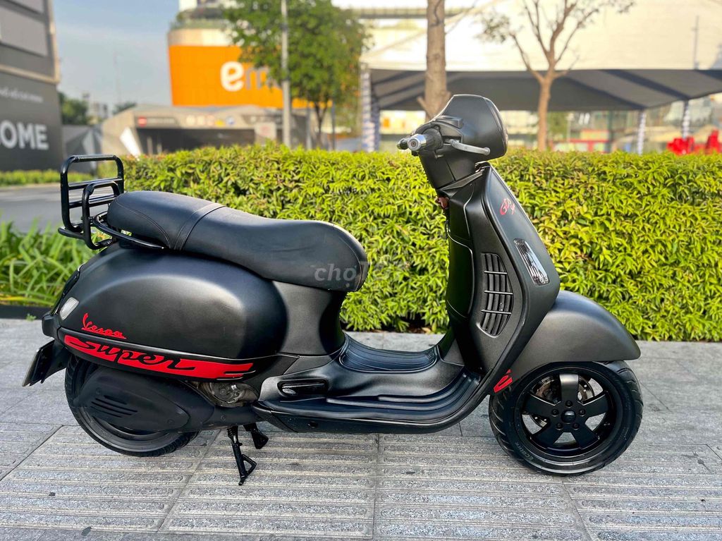 Piaggio Vespa GTS 125cc 2008 Đen. Mua bán Xe máy tại Quận Gò Vấp Tp Hồ Chí Minh được đăng bởi Cầm đồ Thanh Nhật hình 4