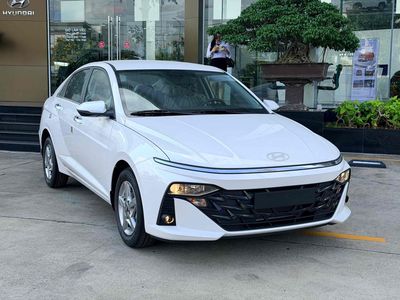 Hyundai Accent AT 26 mới 100% bao ra tên