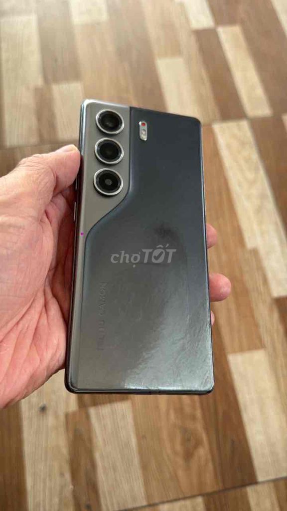 Tecno Camon 40. Mua bán Điện thoại tại Quận Tân Phú Tp Hồ Chí Minh được đăng bởi VŨ TRỤ MOBILE hình 1