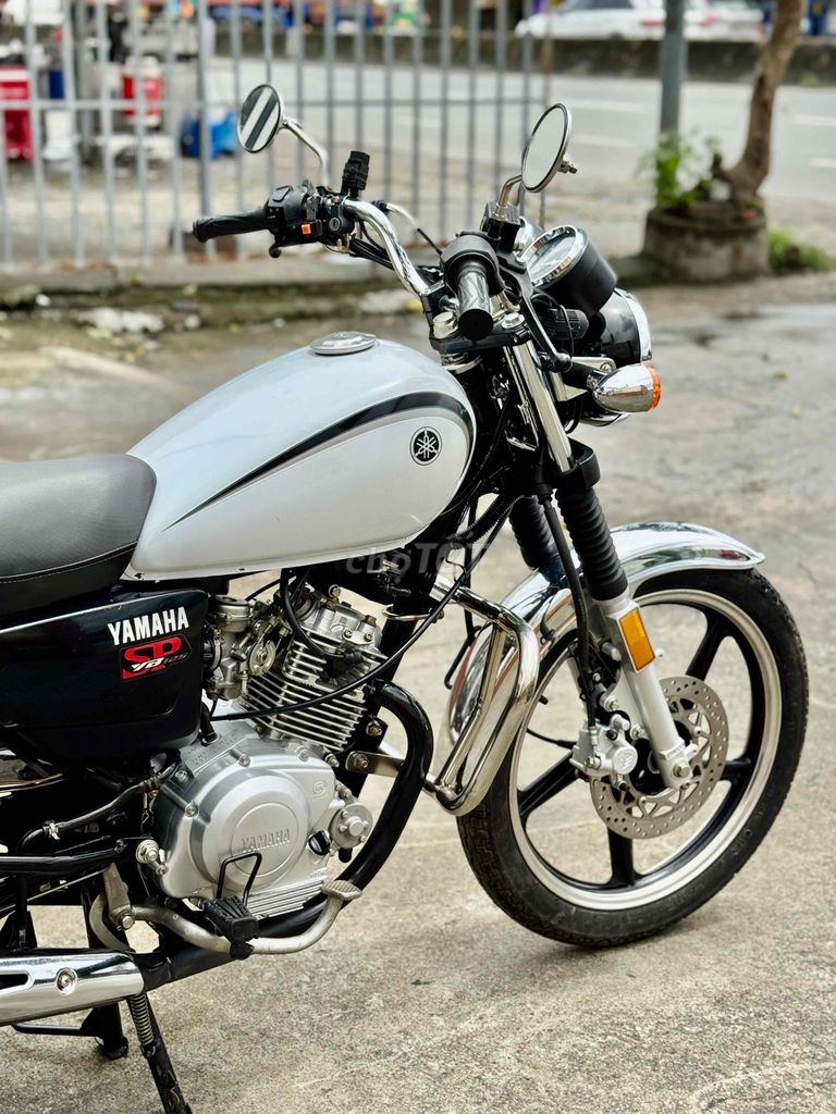 Yamaha  Yb125sp đẹp zin chất , chinh chủ,hàng hiem. Mua bán Xe máy tại Thành phố Thủ Đức Tp Hồ Chí Minh được đăng bởi Cửa hàng Motor Xuân Bình  hình 2