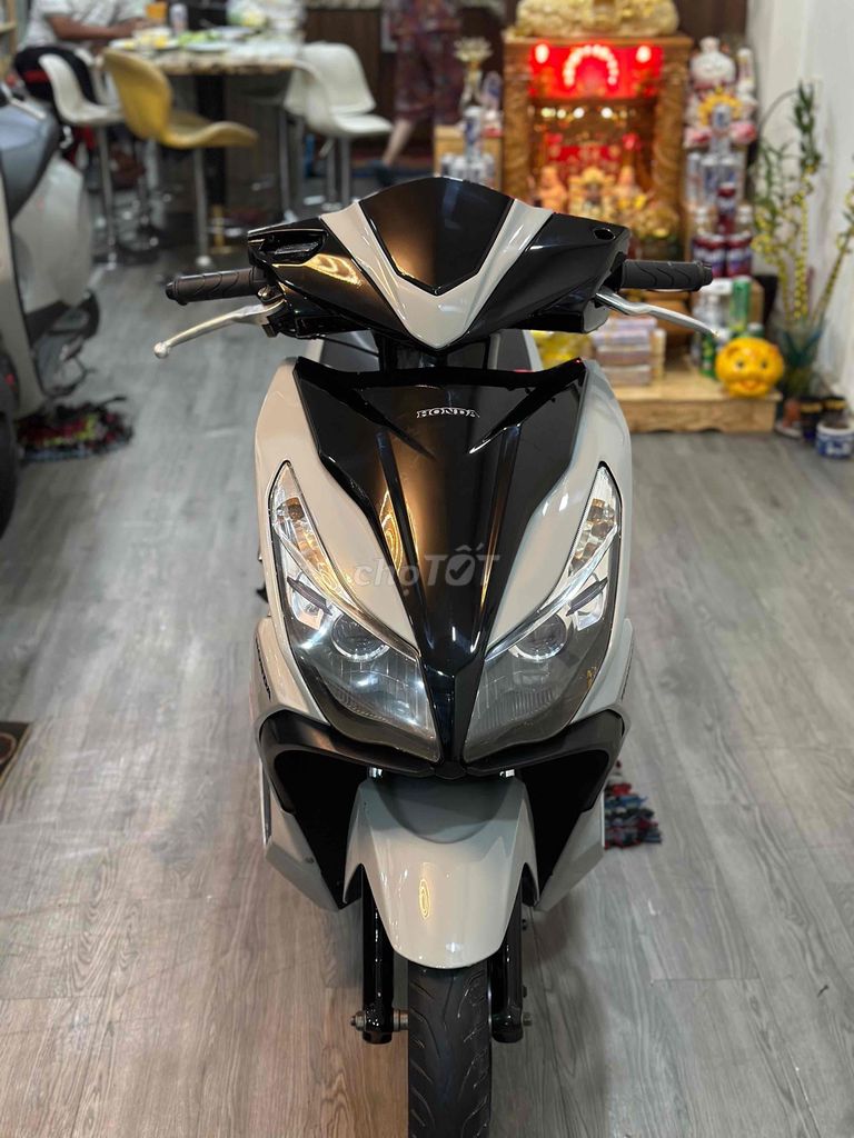 Ab 125 2015 xám xi măng siêu keng nợ xấu đưa 7tr. Mua bán Xe máy tại Quận Thanh Khê Đà Nẵng được đăng bởi Xe Máy Cũ Hải Nguyễn hình 1